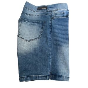 DKNY - BERMUDA Blue Denim Women's Shorts 🩳